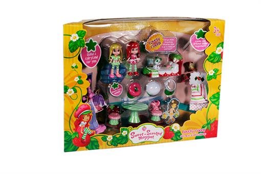 اسباب-بازی-ست عروسک توت فرنگی و لوازم خانه